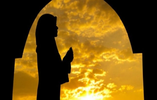 Gambar. Memohon Kepada Allah - www.alhudapeduli.com
