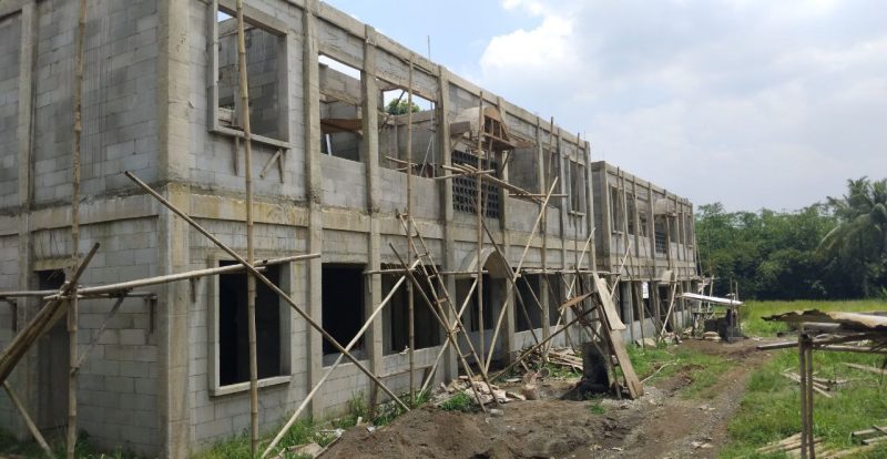 Gambar. Dua Gedung Rumah Guru - www.alhudapeduli.com