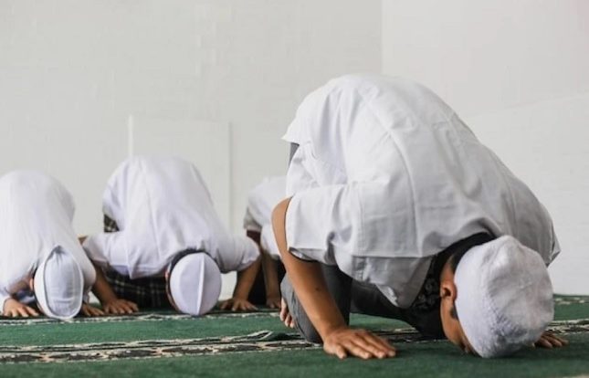 Gambar. Pasal Sholat Bag.3 - www.alhudapeduli.com